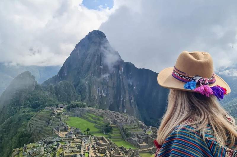 Sobre Machu Picchu desde México